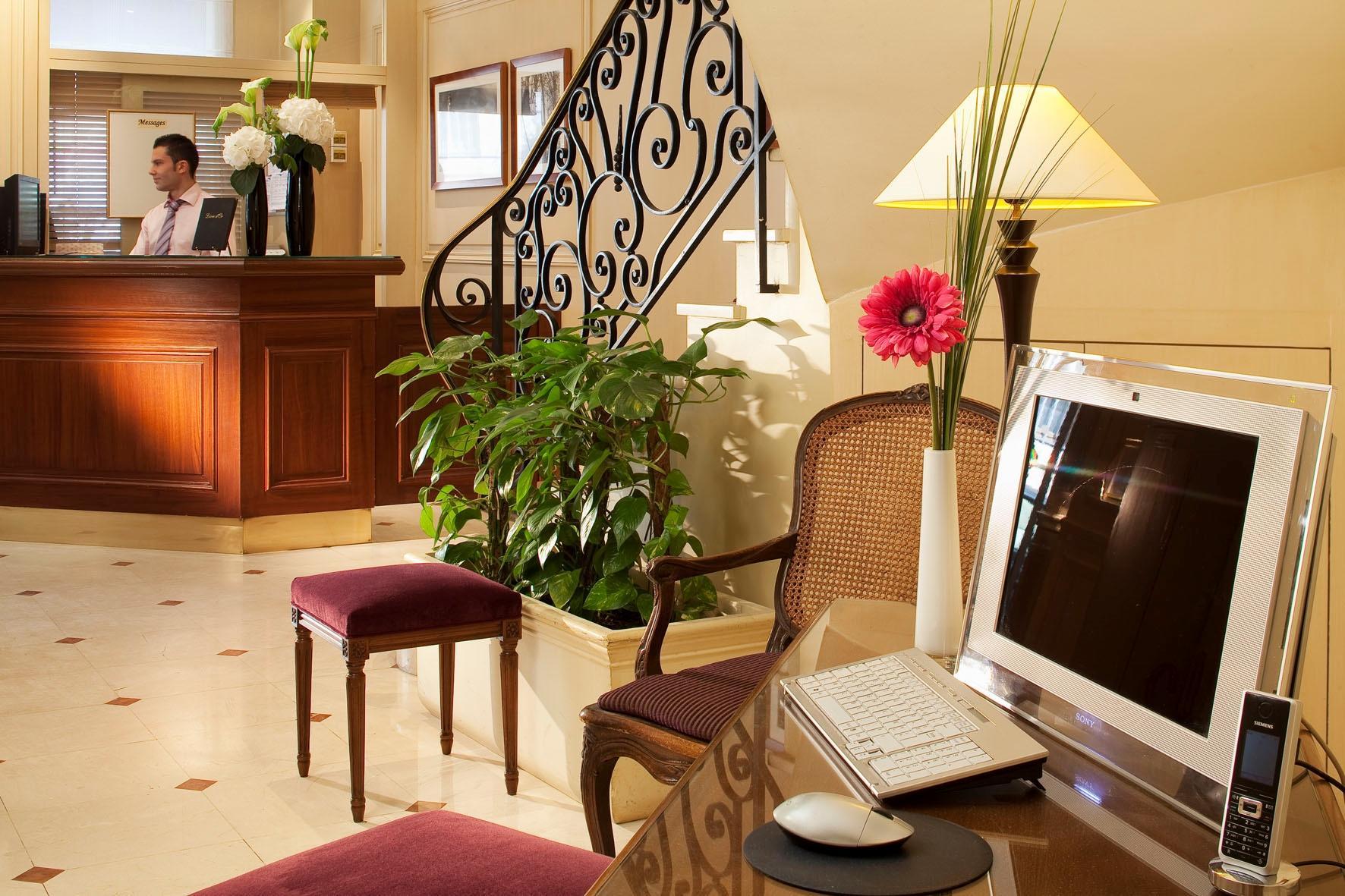 Hotel Le Friedland Париж Екстериор снимка